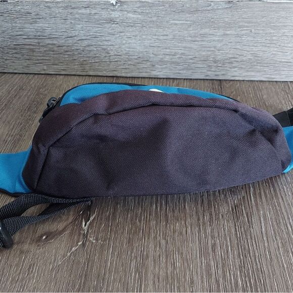 Adidas Blue and Black Waist Bag Fanny Pack - Picture 4 of 6